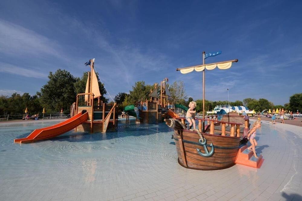 Estivo Premium Plus Mobile Homes On Camping Pra Delle Torri Caorle Exterior foto